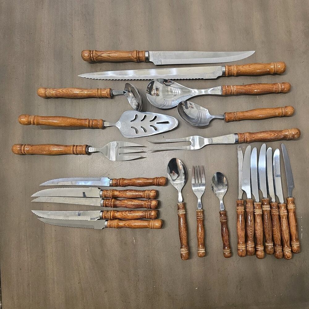 23 Piece Lot Lifetime Old Homestead Wood Handle Stainless Flatware Taiwan